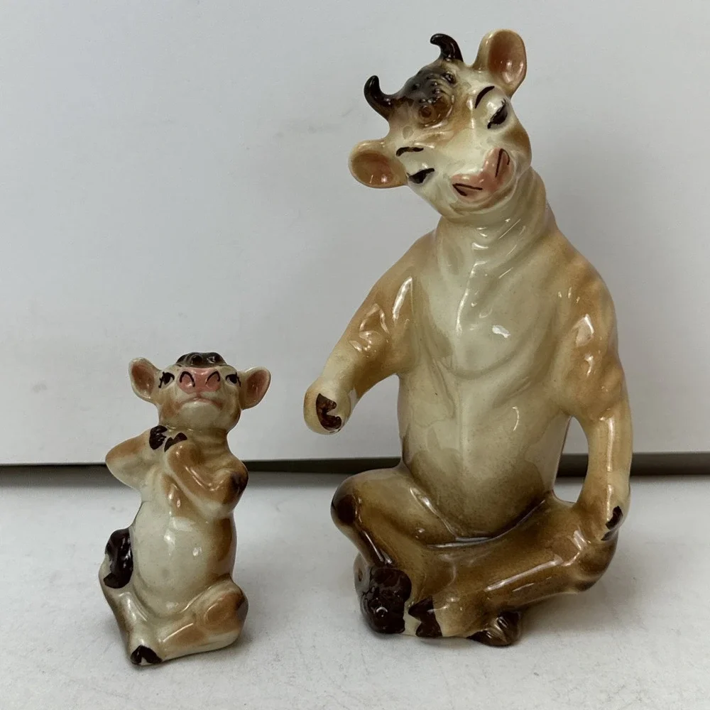 1940s Borden Dairy Salt & Pepper Shakers Elsie Baby Beauregard Ceramic Arts Cow